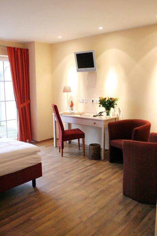Hotel Landhaus Garni Fockbek Стая снимка